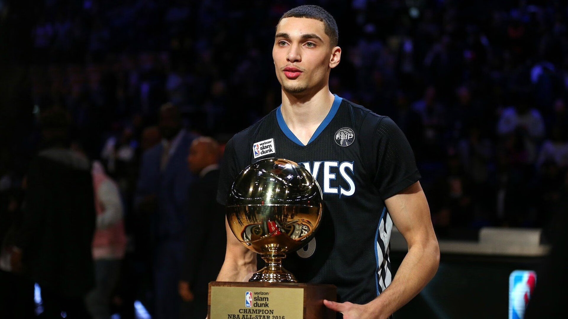 皮特·斯图斯：南非羚羊队的防守核心再度崭露头角